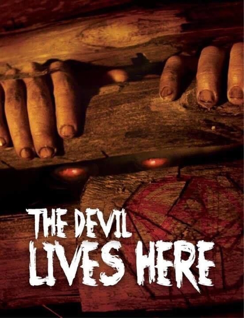 مشاهدة فيلم The Devil Lives Here 2015 مترجم اون لاين